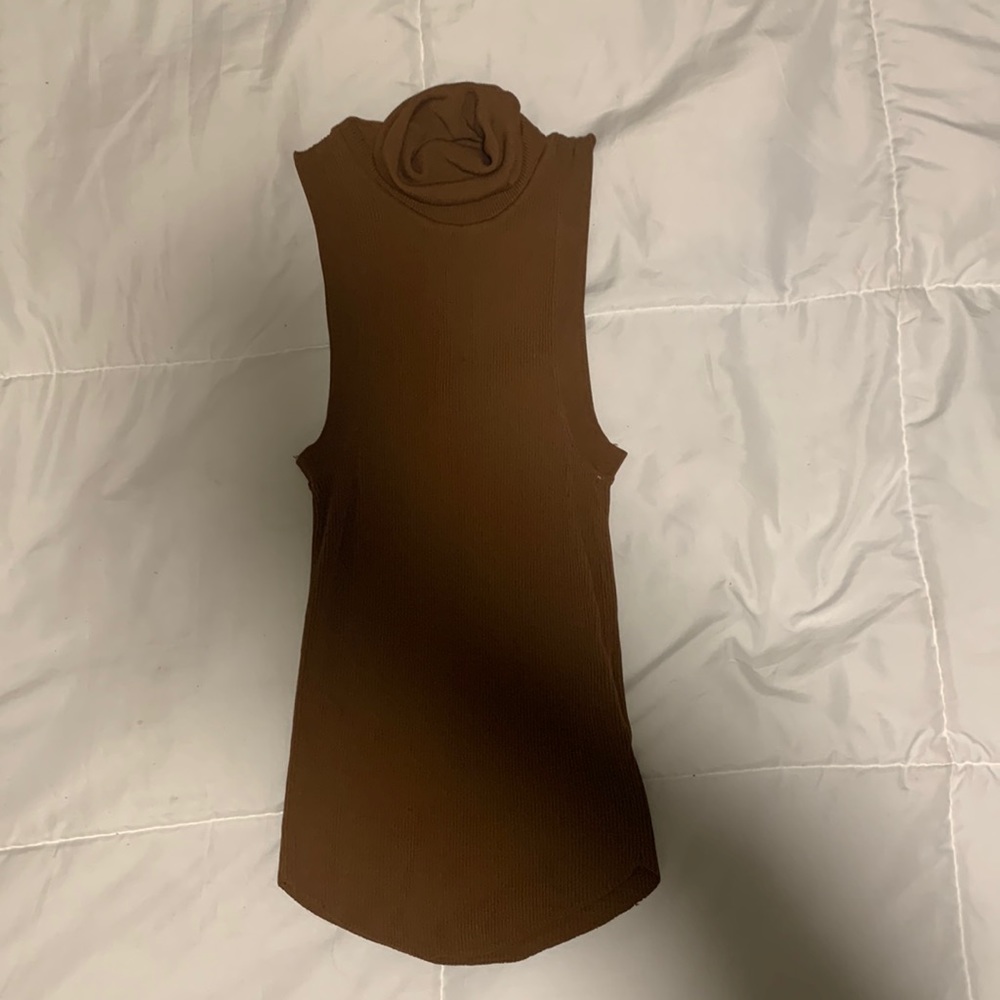 Zara. Brown. Turtle Neck Tank. Size Small.